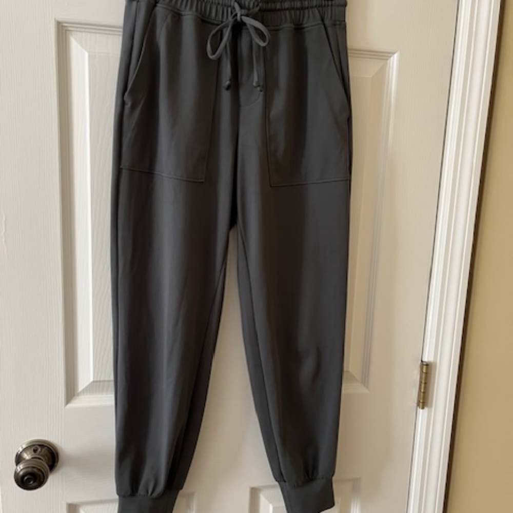 Lou & Grey Joggers